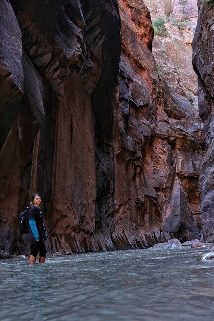 hiking zion national park narrows