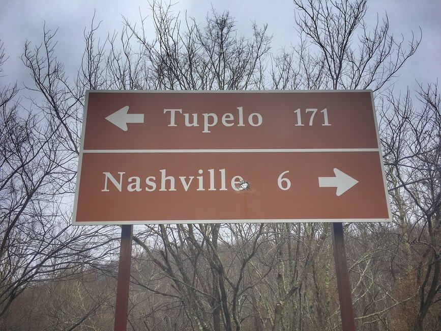 Natchez Trace Parkway Nashville Tennessee sign