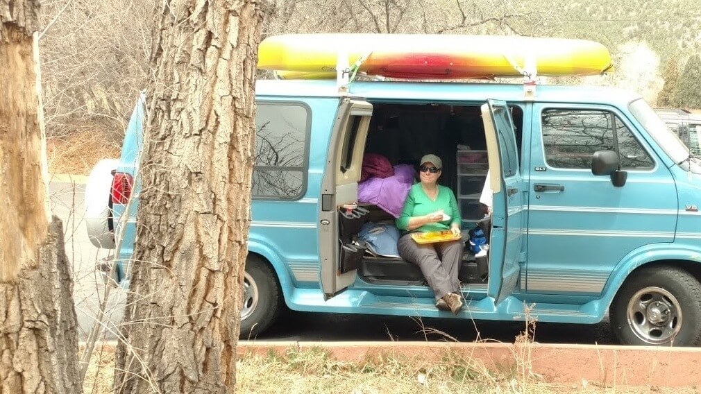 Vanlife lunch - peanutbutter, jelly, trailmix wrap